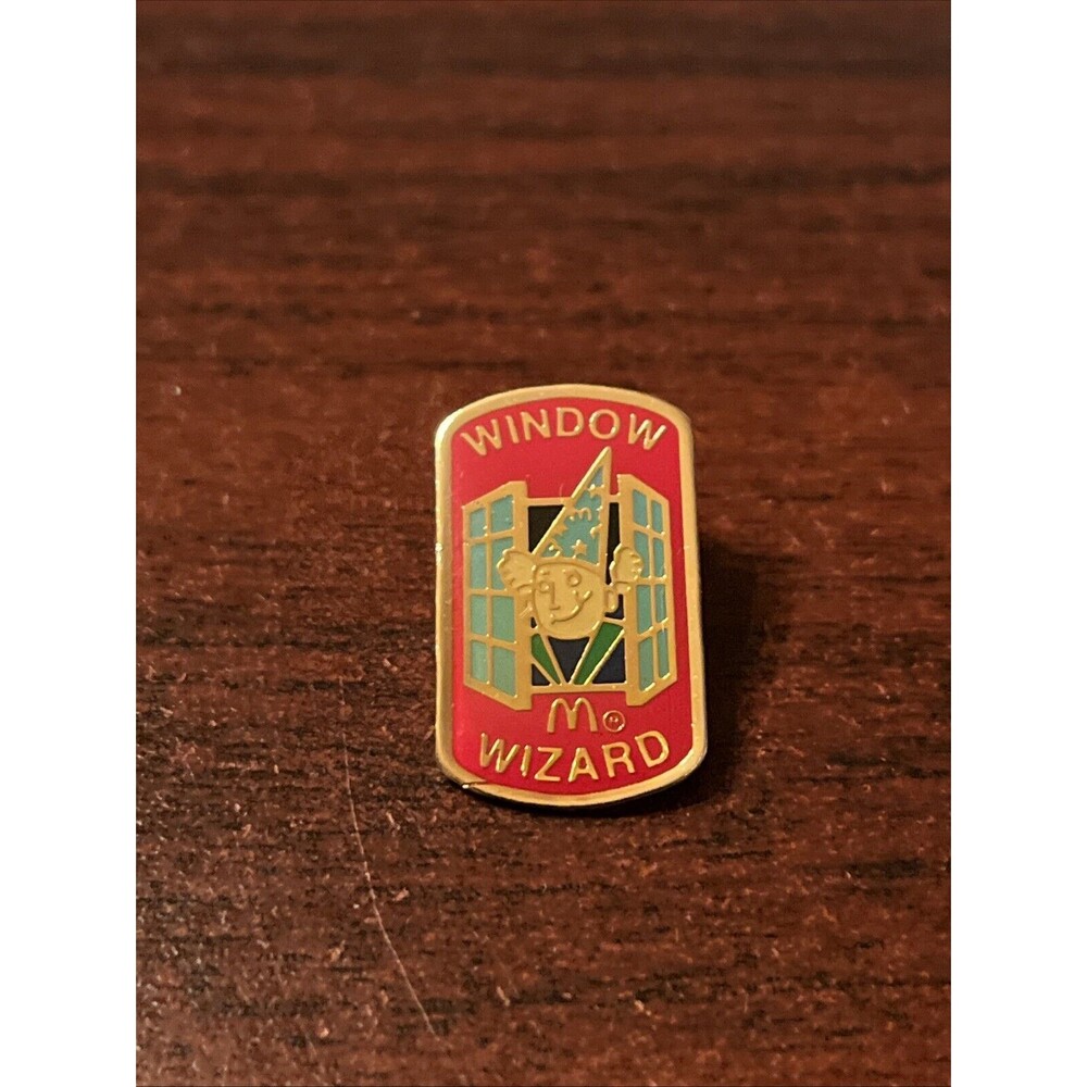 McDonald’s Window Wizard Employee Lapel Hat Pin‎